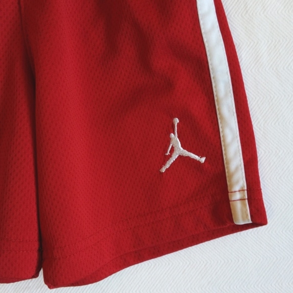 jordan red mesh athletic shorts 2T toddler boys - Picture 3 of 6